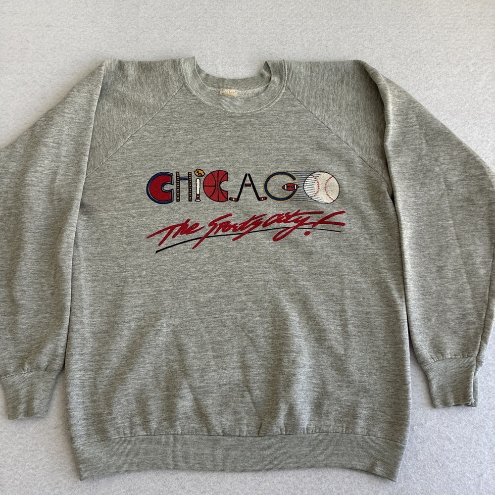 Vintage 90s Chicago The Sports City Crewneck Sweatshirt Fruit of the Loom USA